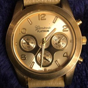 Geneva Platinum wristwatch, with mixed silver tone and brushed metal case,